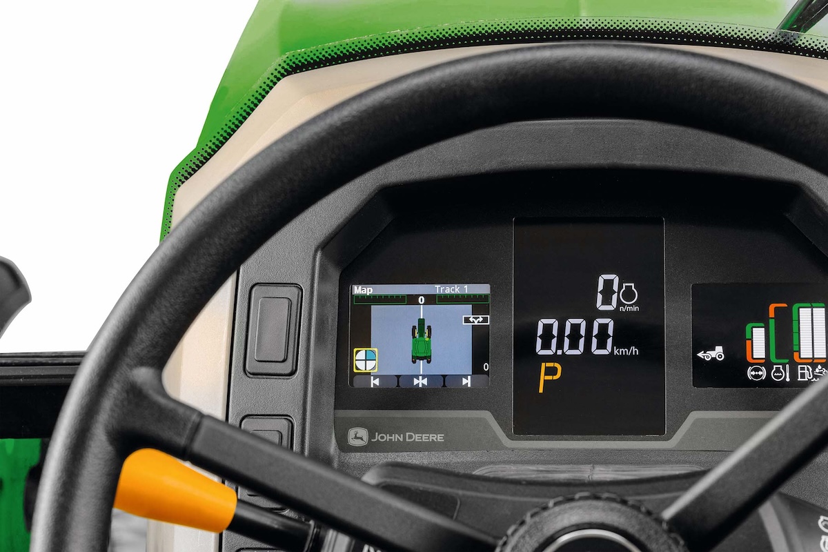 Funzionalità AutoTrac integrata nel cruscotto dei trattori della Serie 5M di John Deere